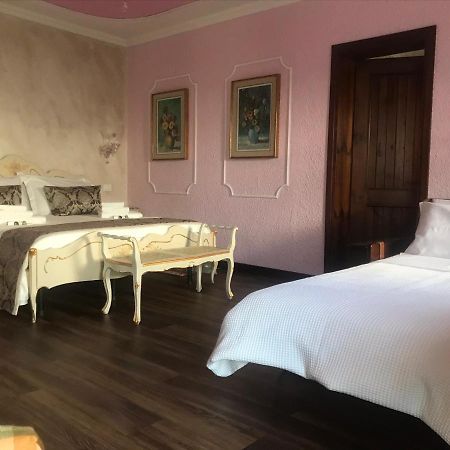 Vecchia Favola House Villa Quarto dʼAltino Екстериор снимка