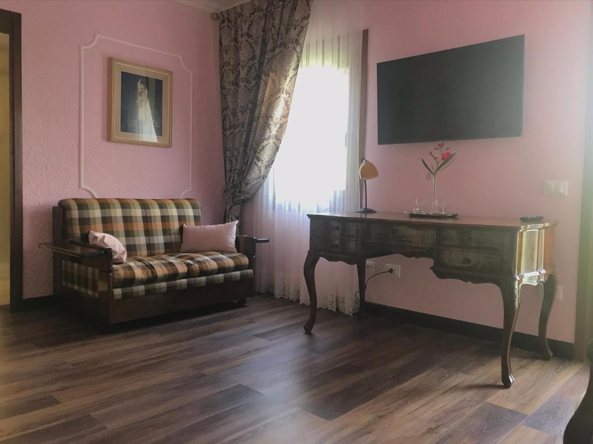 Vecchia Favola House Villa Quarto dʼAltino Екстериор снимка