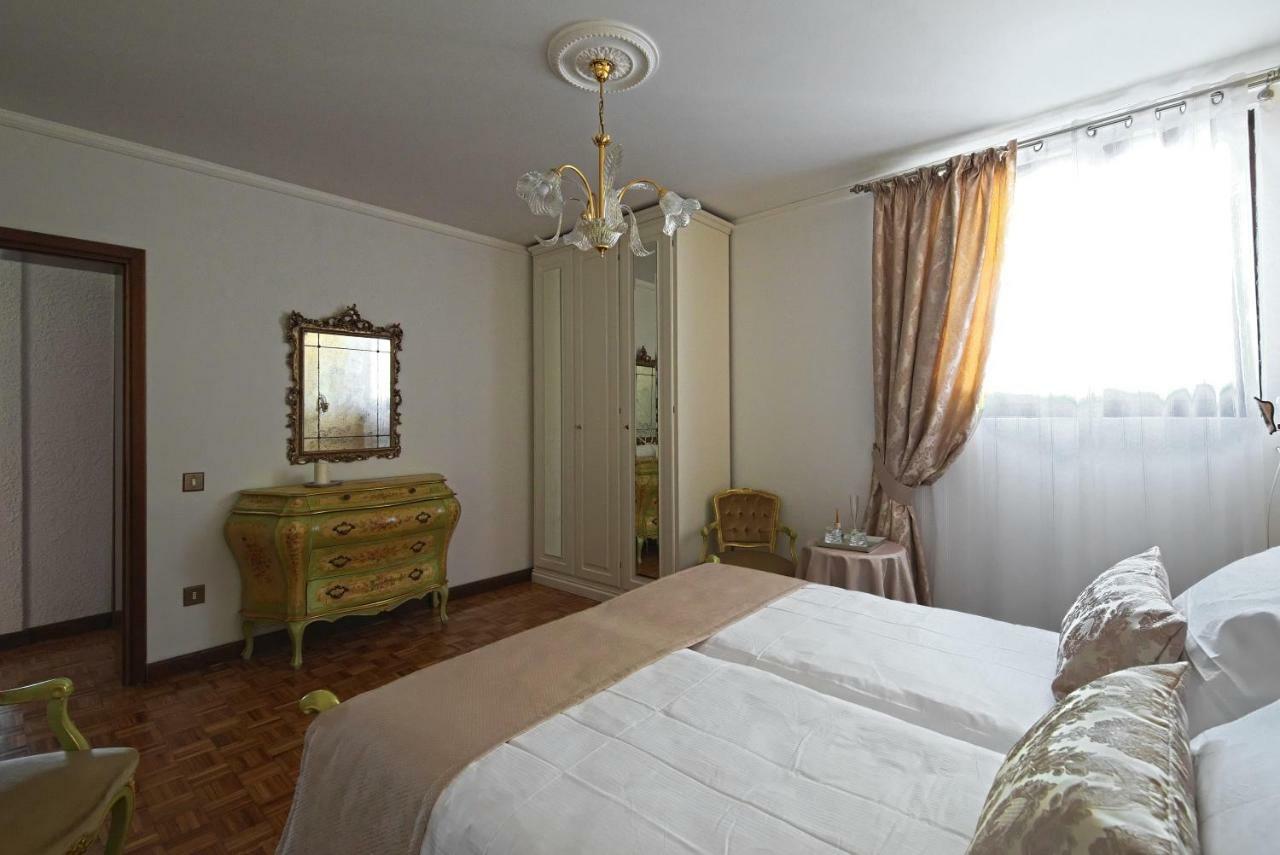 Vecchia Favola House Villa Quarto dʼAltino Екстериор снимка