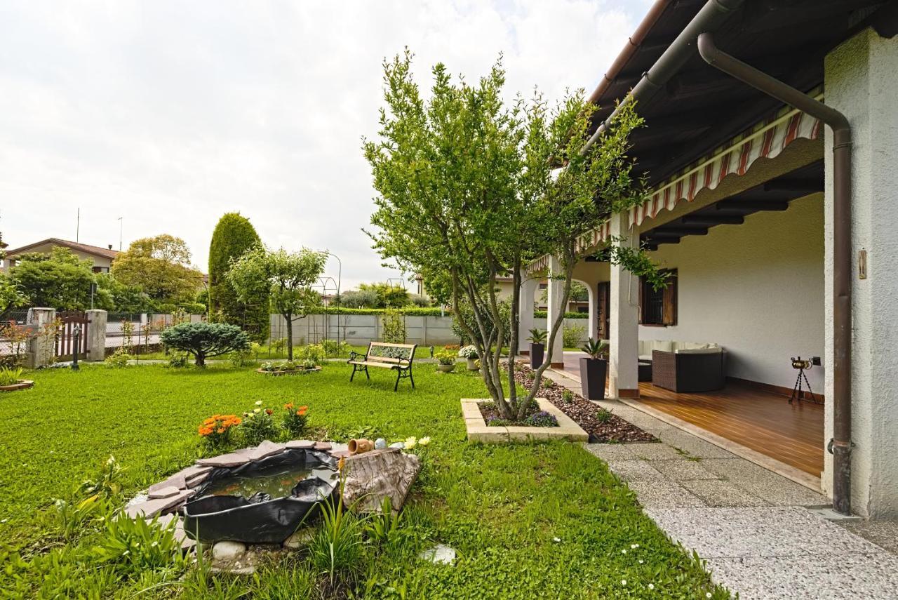 Vecchia Favola House Villa Quarto dʼAltino Екстериор снимка