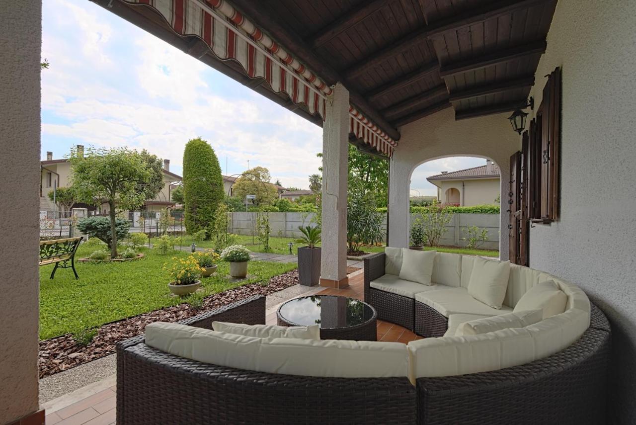 Vecchia Favola House Villa Quarto dʼAltino Екстериор снимка
